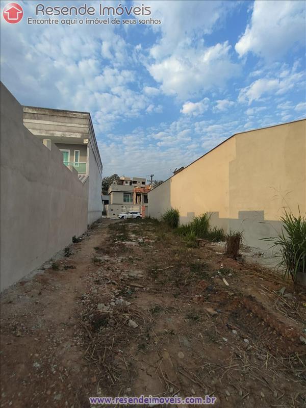 Terreno a Venda no Monet em Resende RJ