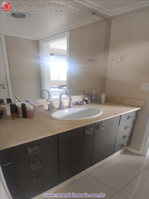 Apartamento a Venda no Comercial em Resende RJ