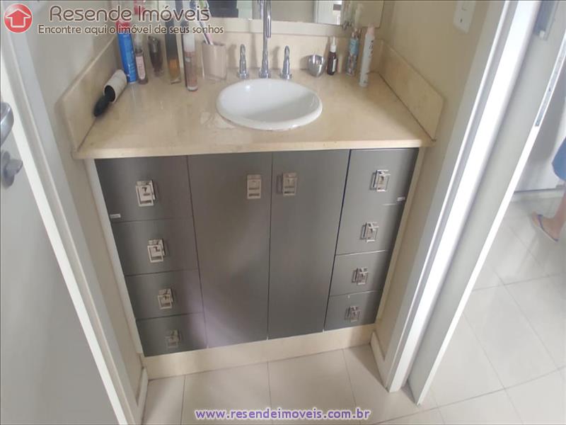 Apartamento a Venda no Comercial em Resende RJ