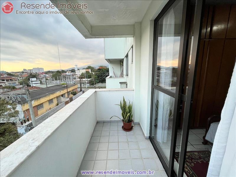 Apartamento a Venda no Comercial em Resende RJ