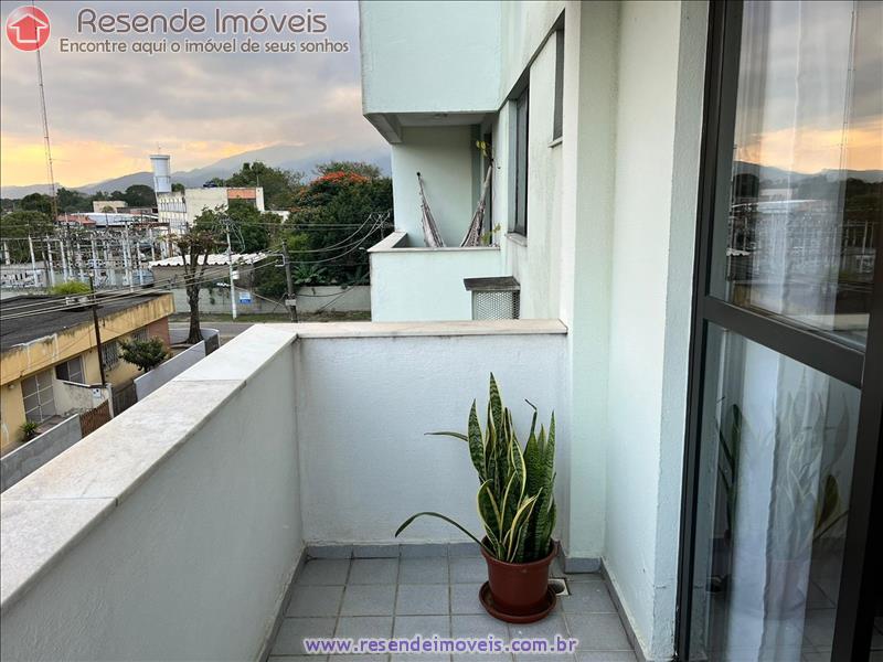 Apartamento a Venda no Comercial em Resende RJ