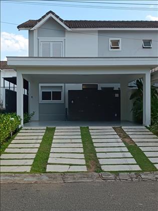 Casa em condomínio à Venda em Resende RJ