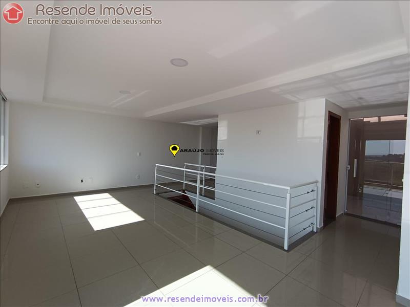 Cobertura a Venda no Morada do Castelo em Resende RJ