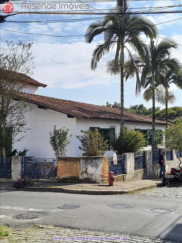 Casa a Venda no Centro em Resende RJ