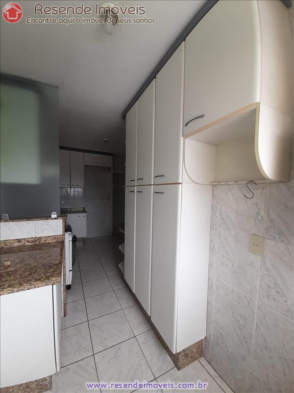 Apartamento a Venda no Comercial em Resende RJ
