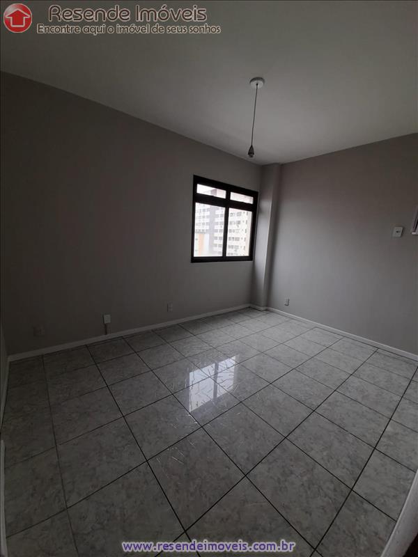 Apartamento a Venda no Comercial em Resende RJ