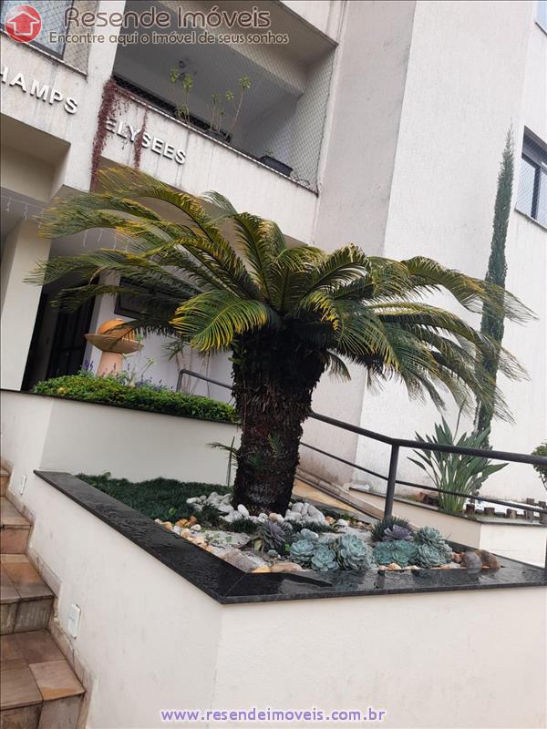 Apartamento a Venda no Comercial em Resende RJ