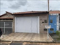 Casa à Venda - Resende - RJ