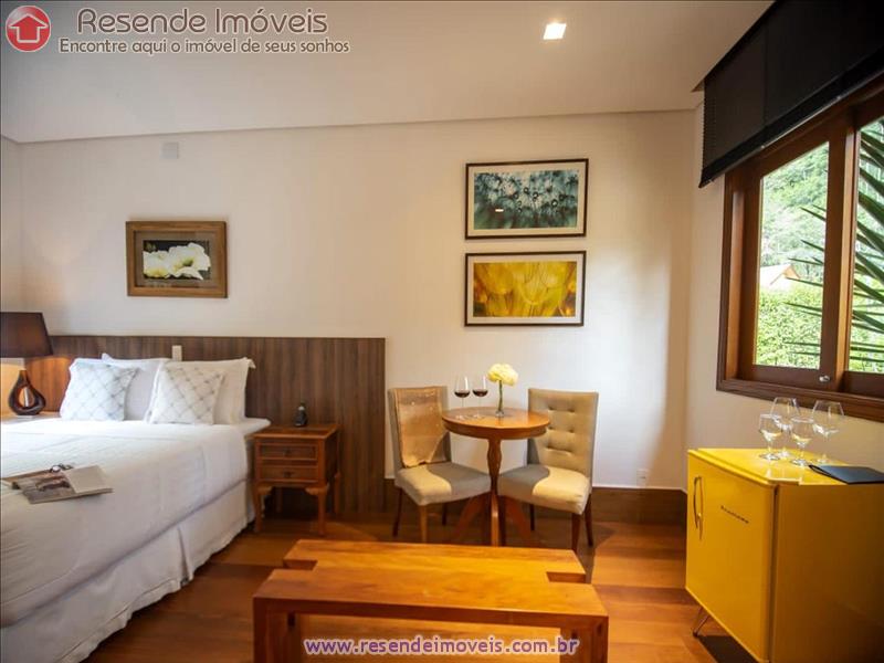 Chalé a Venda no Centro em Resende RJ