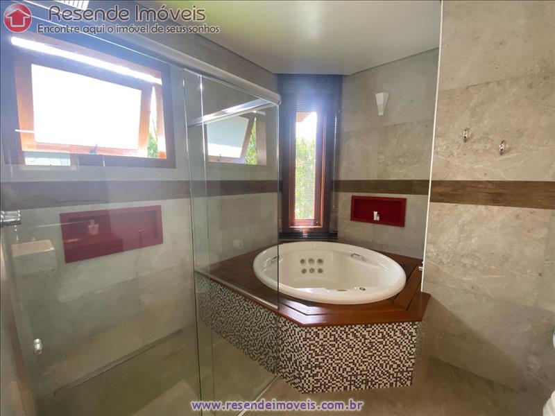 Chalé a Venda no Centro em Resende RJ