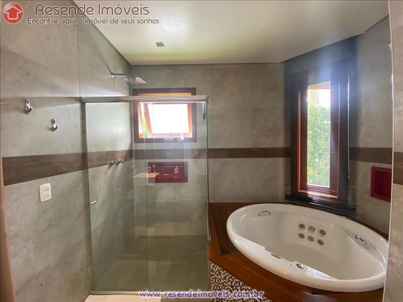 Chalé a Venda no Centro em Resende RJ