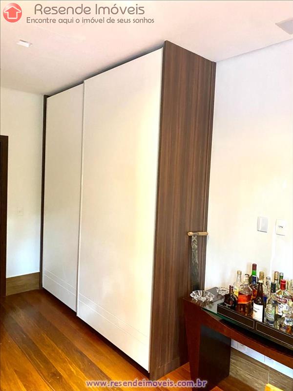 Casa a Venda no Centro em Resende RJ