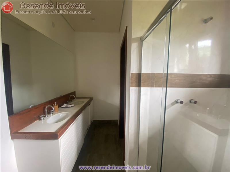 Casa a Venda no Centro em Resende RJ