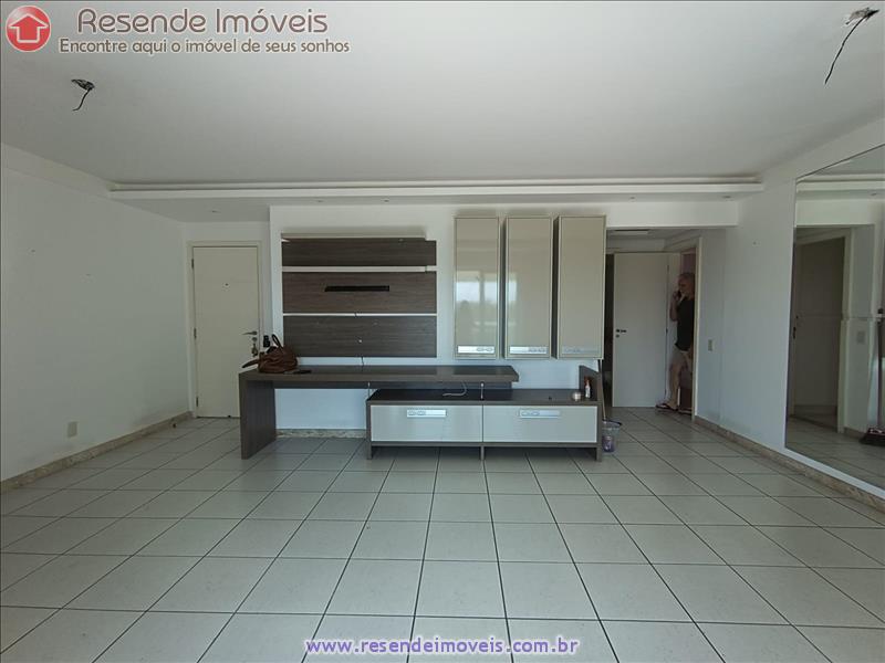 Apartamento para Alugar no Comercial em Resende RJ