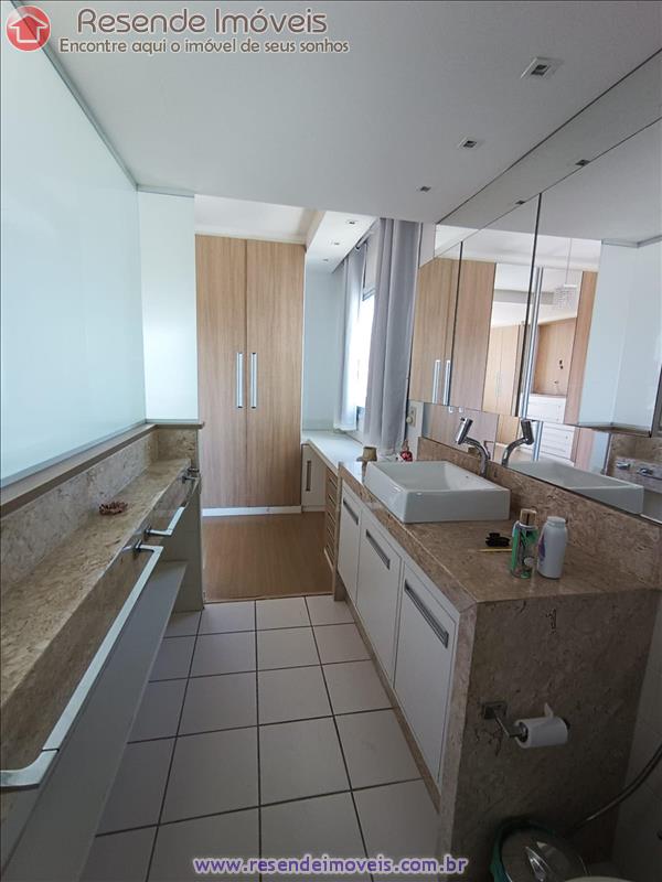 Apartamento para Alugar no Comercial em Resende RJ