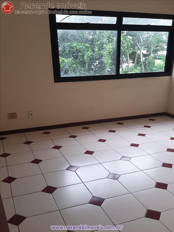 Apartamento a Venda no Comercial em Resende RJ