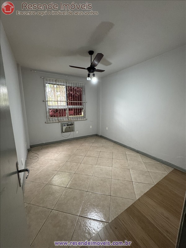 Apartamento a Venda no Comercial em Resende RJ