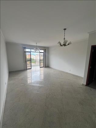 Apartamento à Venda em Resende RJ