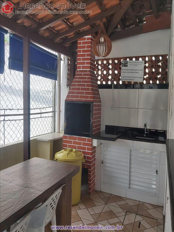 Apartamento a Venda no Comercial em Resende RJ