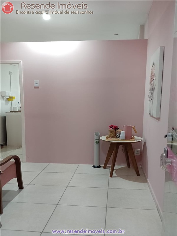 Sala Comercial a Venda no Jardim Tropical em Resende RJ