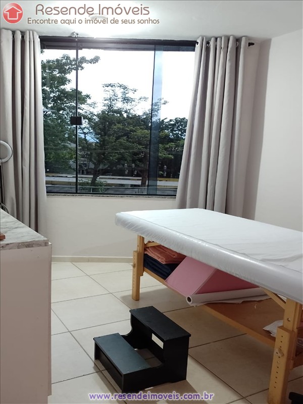 Sala Comercial a Venda no Jardim Tropical em Resende RJ