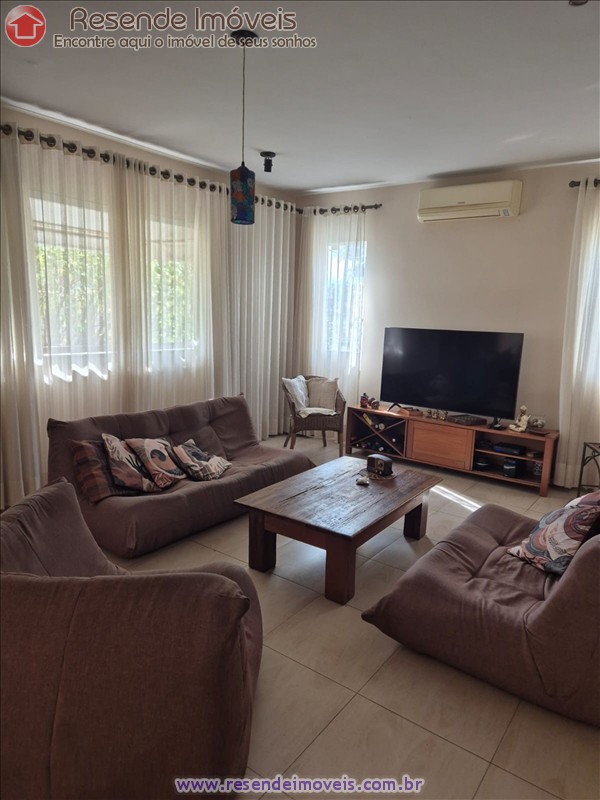 Casa a Venda no Montese em Resende RJ