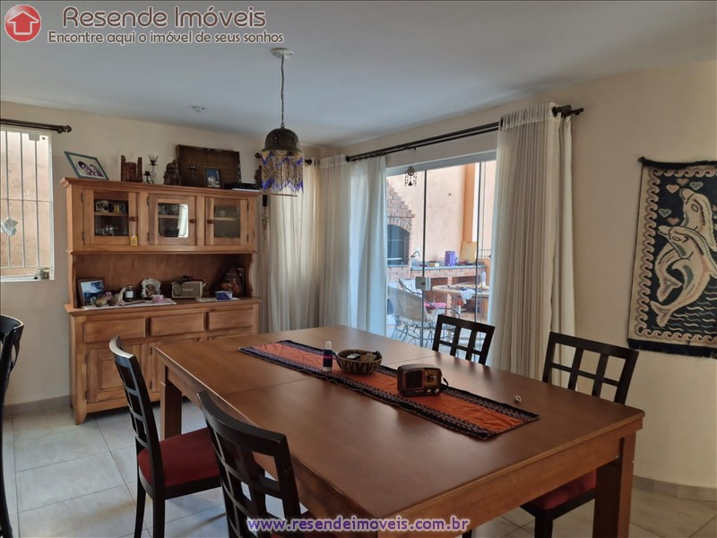 Casa a Venda no Montese em Resende RJ