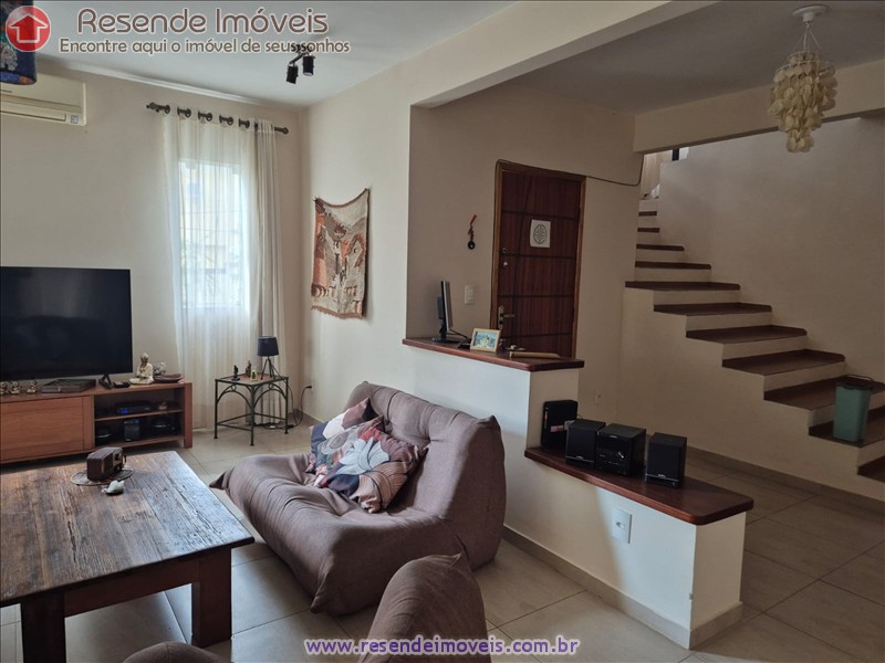 Casa a Venda no Montese em Resende RJ