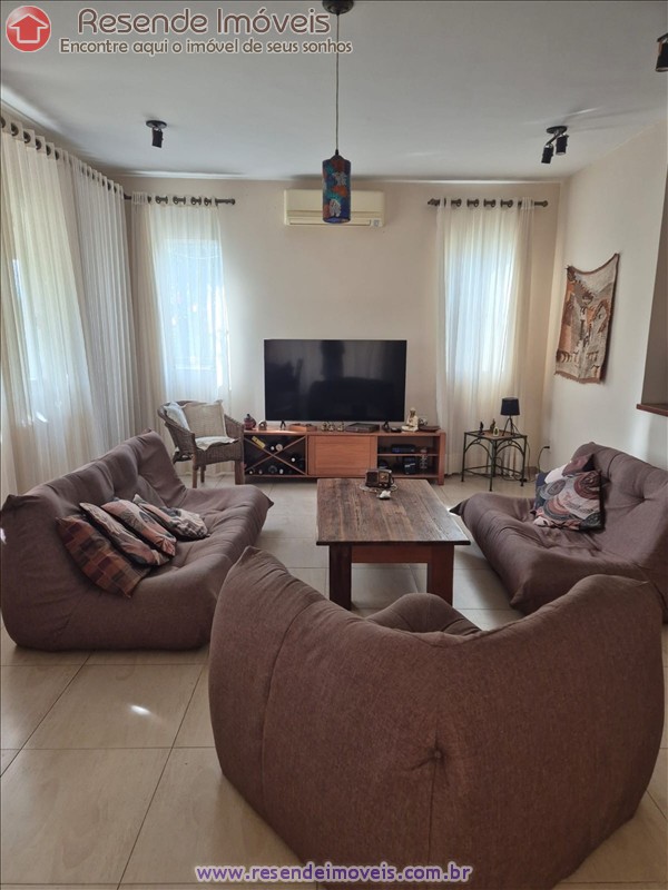 Casa a Venda no Montese em Resende RJ