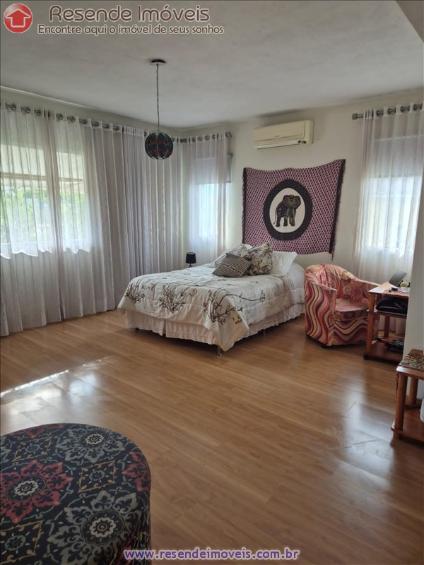 Casa a Venda no Montese em Resende RJ