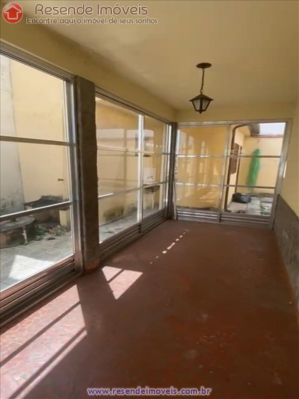 Casa comercial a Venda no Vila Julieta em Resende RJ