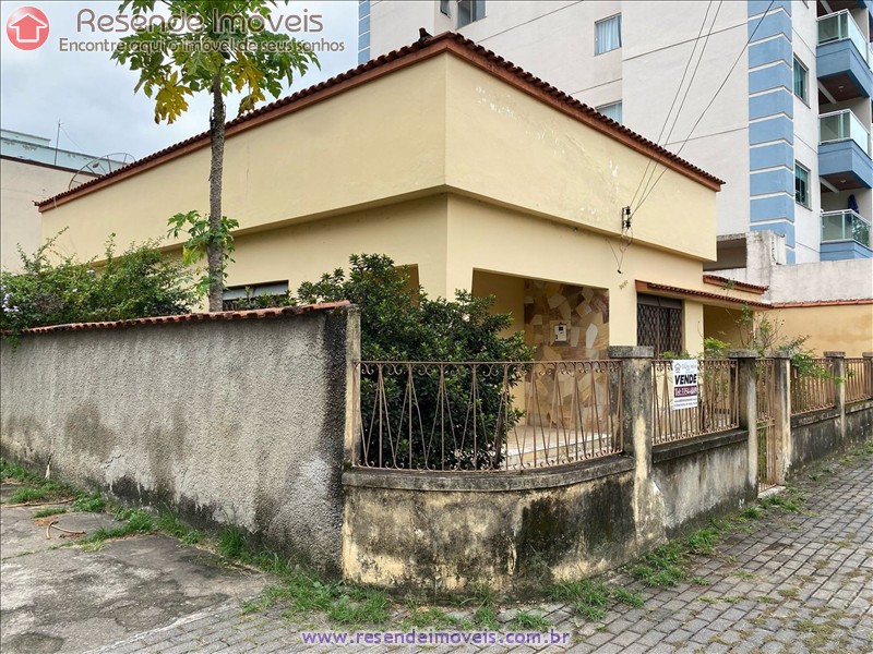 Casa comercial a Venda no Vila Julieta em Resende RJ