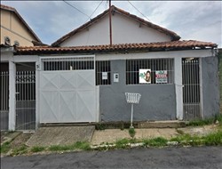 Casa à Venda - Resende - RJ