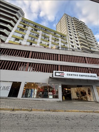 Sala Comercial à Venda em Resende RJ