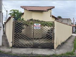 Casa à Venda - Resende - RJ