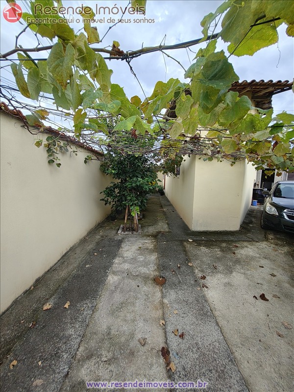 Casa a Venda no Itapuca em Resende RJ