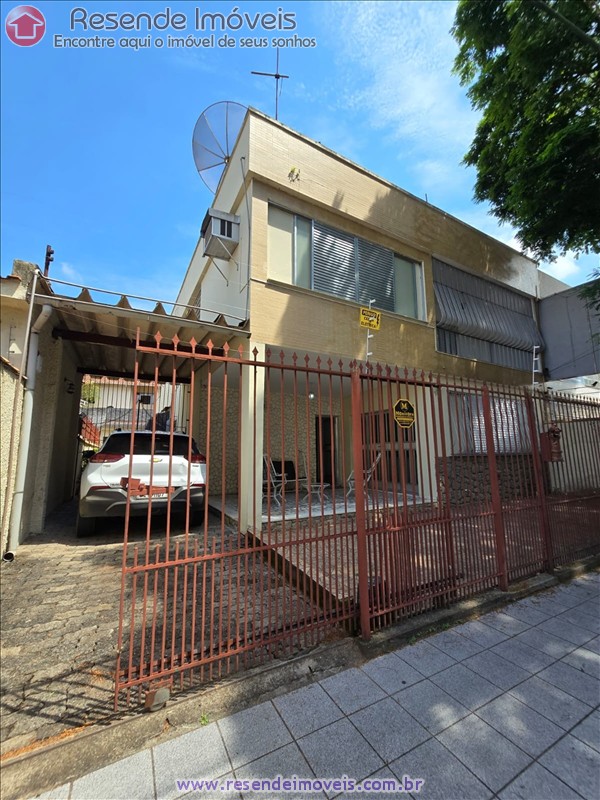 Casa a Venda no Centro em Resende RJ