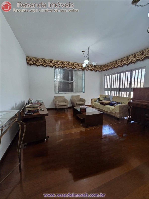 Casa a Venda no Centro em Resende RJ