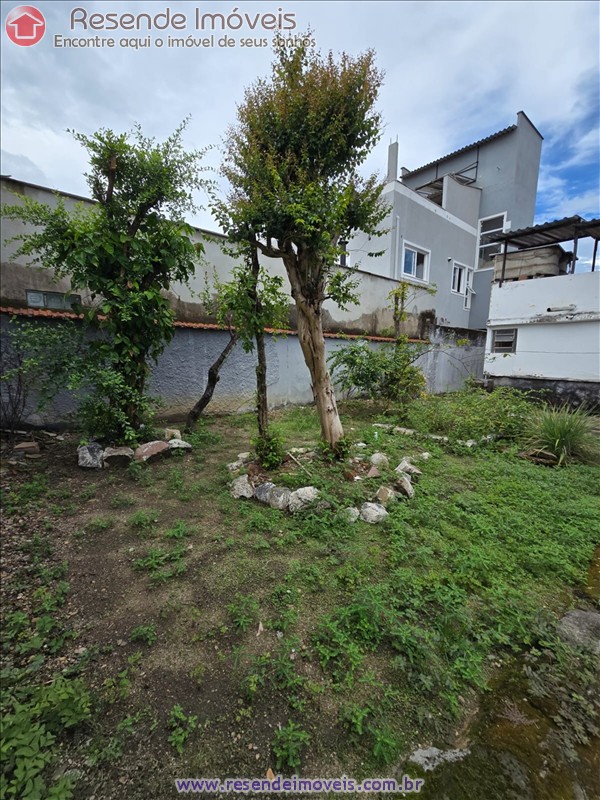 Casa a Venda no Paraíso em Resende RJ