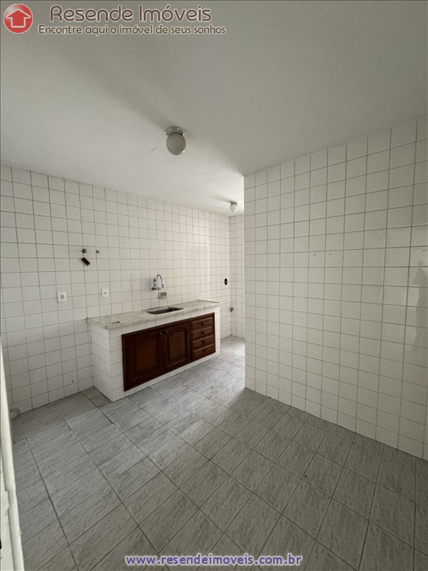 Apartamento para Alugar no Comercial em Resende RJ