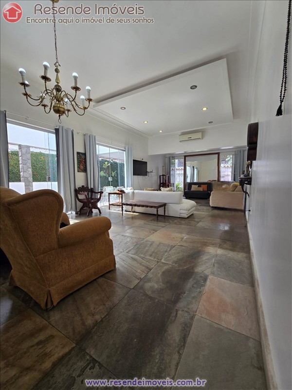 Casa a Venda no Centro em Resende RJ