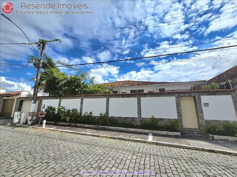 Casa a Venda no Centro em Resende RJ