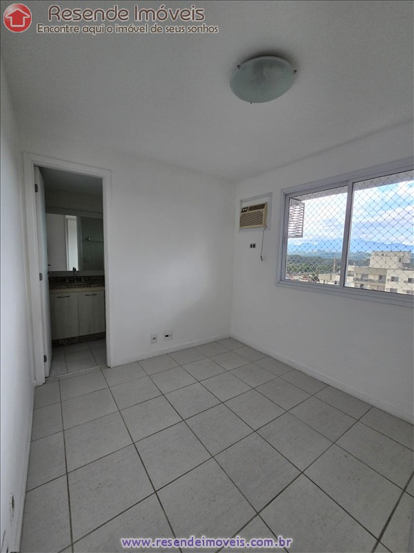 Apartamento a Venda no Comercial em Resende RJ
