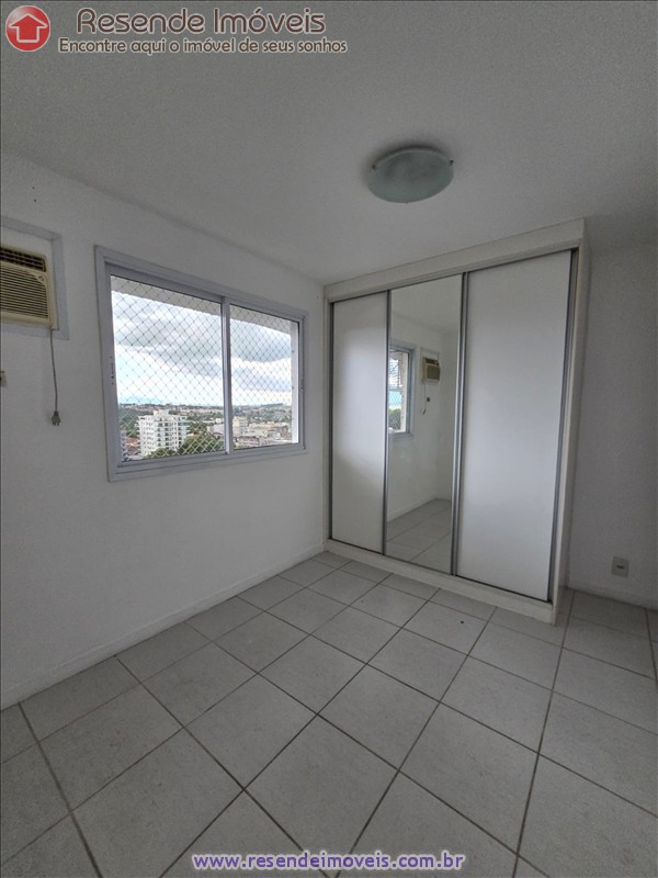 Apartamento a Venda no Comercial em Resende RJ