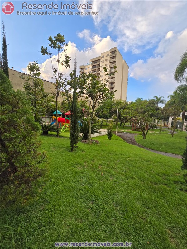 Apartamento a Venda no Comercial em Resende RJ