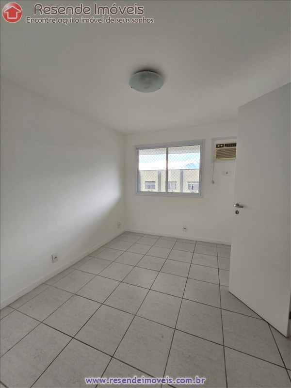 Apartamento a Venda no Comercial em Resende RJ