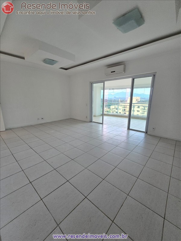 Apartamento a Venda no Comercial em Resende RJ