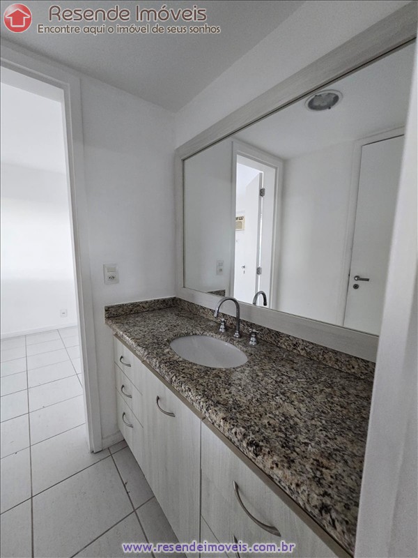 Apartamento a Venda no Comercial em Resende RJ