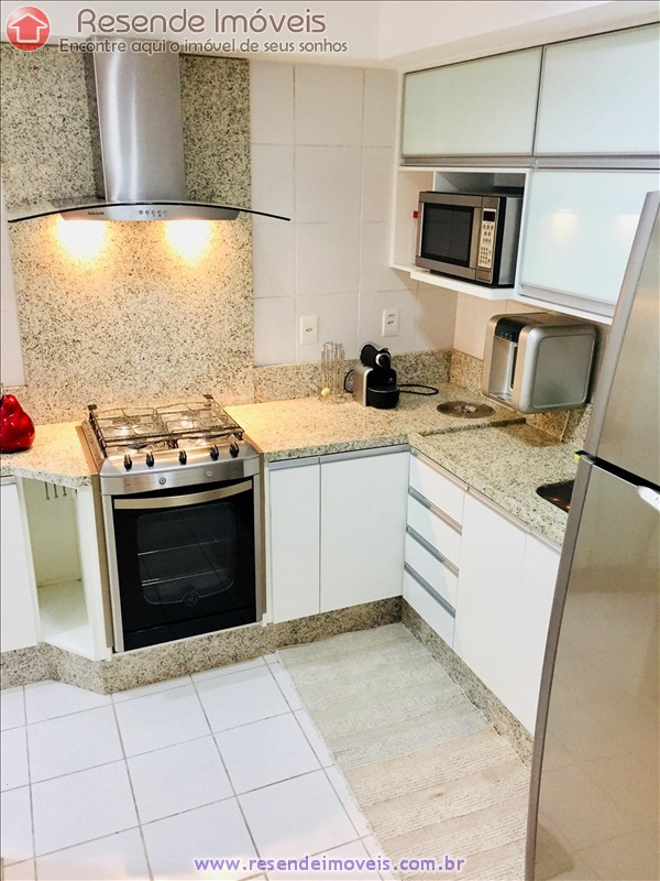 Apartamento a Venda no Comercial em Resende RJ