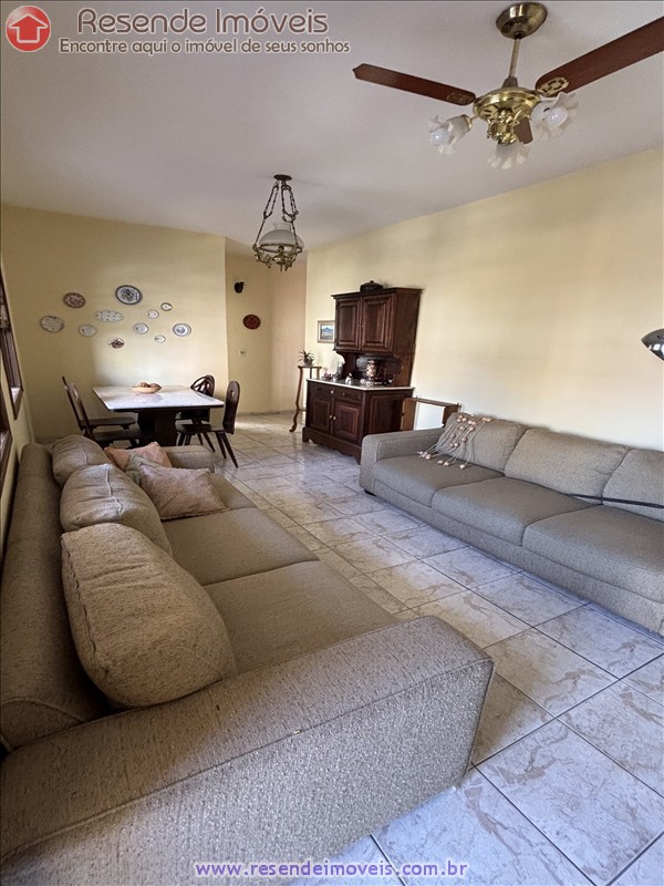 Casa a Venda no Jardim Tropical em Resende RJ